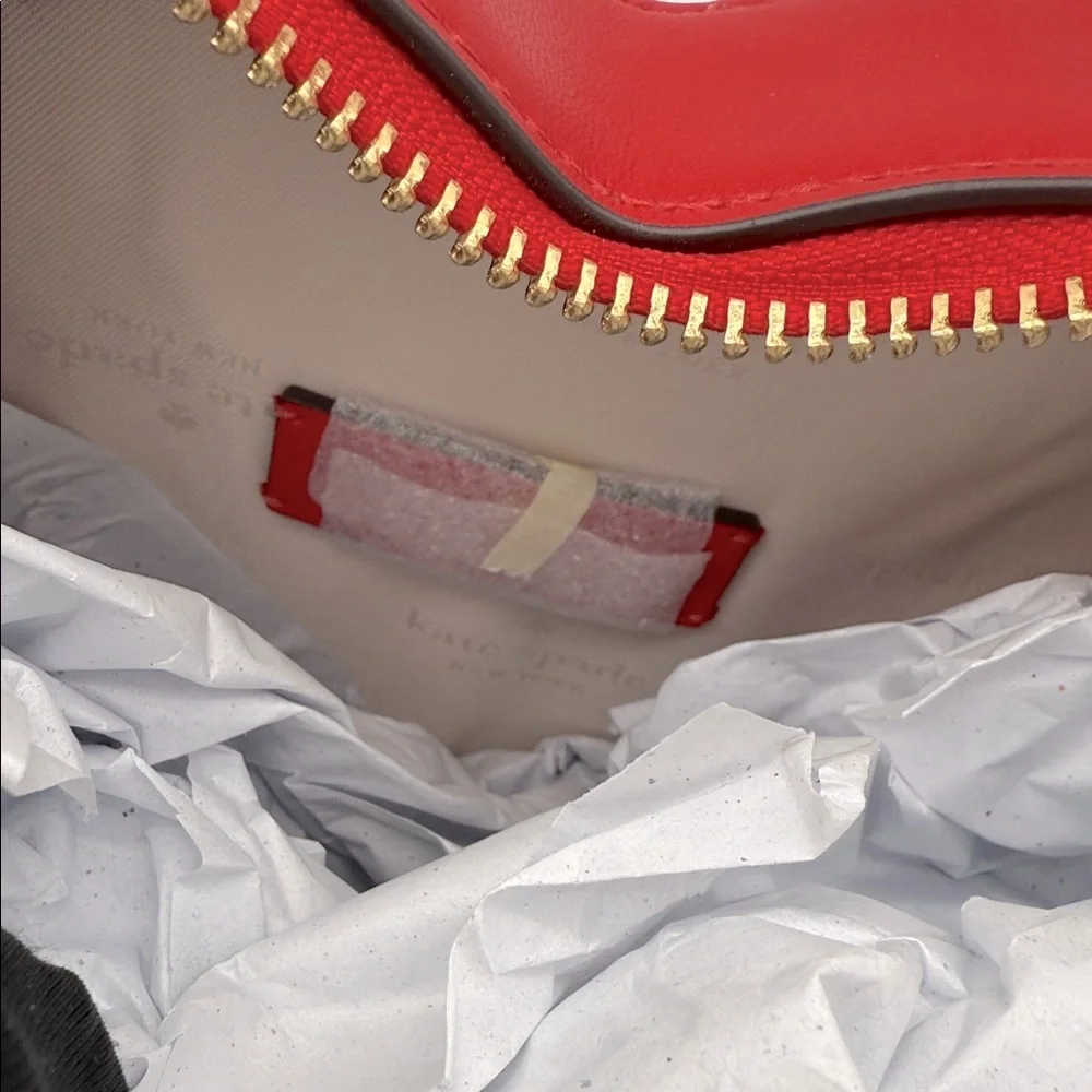 Kate Spade Love Shack Quilted 3D Heart Crossbody Ruby Red - Picture 8 of 16